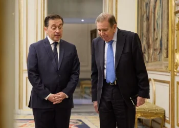 España formaliza asilo político para Edmundo González Urrutia