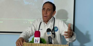 El Dr. Cruz Jiminián denuncia uso de su nombre e imagen en falso estimulante sexual