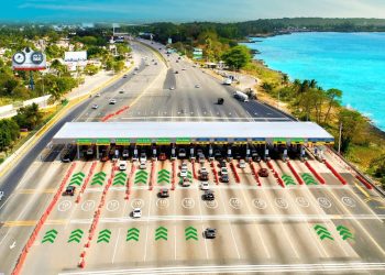 Más de 94 mil vehículos transitaron peaje Las Américas este fin de semana; 41 mil usaron Paso Rápido sin contratiempos