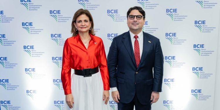 Raquel Peña destaca la colaboración estratégica entre el BCIE y la República Dominicana en el 64 aniversario de la entidad multilateral