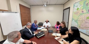 Hermandad y SENASA continúan reuniones para mejorar seguro y procedimientos médicos de los Veteranos