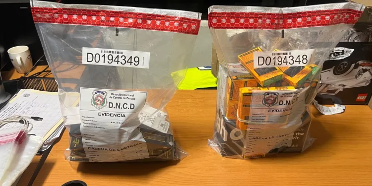 Incautan cinco paquetes y cien cigarrillos electrónicos rellenos de marihuana