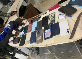 Policía recupera más de 13 celulares robados, cuatro motocicletas y apresa autor en flagrante delito en Villa Mella
