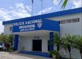 Policía Nacional detiene a dos hombres en flagrante delito con arma de fuego ilegal en SDN