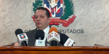 Comisión de Compras y Contrataciones CD presentará informe sobre nueva ley la próxima semana