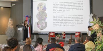 FOMUDEVI realiza la IV edición de Desayuno-Conferencia por el mes de la familia