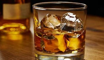 MIP extiende horario venta de bebidas alcohólicas durante Navidad y Año Nuevo