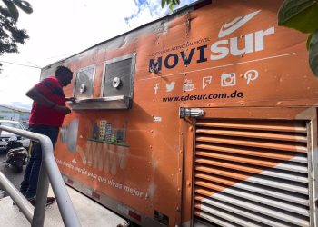 Edesur lleva oficinas móviles a comunidades remotas de 6 provincias