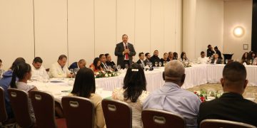 Defensa Pública celebra almuerzo navideño con periodistas y reconoce 20 años de logros