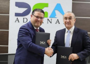Aduanas y ONEC firman convenio para combatir la competencia desleal