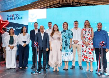 Alcaldesa Carolina Mejía y Grupo Magna presentan nuevo parque Ambiental Los Próceres convertido en cruce peatonal seguro