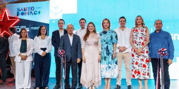 Alcaldesa Carolina Mejía y Grupo Magna presentan nuevo parque Ambiental Los Próceres convertido en cruce peatonal seguro
