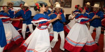 11 de diciembre se celebra el Día Nacional de la Bachata