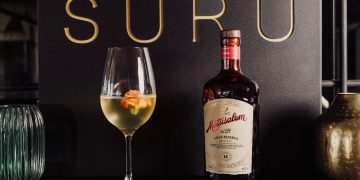 La coctelería de Lopesan Hotel Group en Gran Canaria entra en una nueva dimensión de la mano de Ron Matusalem