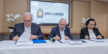 PNVC y UNICARIBE firman convenio para capacitar dirigentes y afiliados del partido