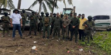 Desmantelan 16 casas de madera en Río Boba y Playa Juncal en María Trinidad Sánchez