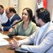 Ministra de Interior y Policía se reúne con dueños de colmados