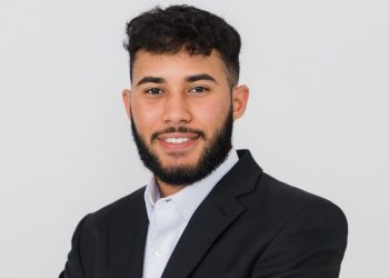 Rafael Pérez lanza su segundo libro y consolida su ministerio profético internacional