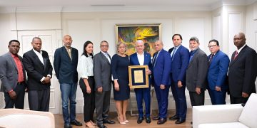 Presidente del Senado recibe reconocimiento al mérito por parte de la Fundación Enlace Frontera Para el Desarrollo