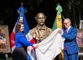 Develan busto de Duarte y juramentan primera directiva filial del Instituto Duartiano en Jamaica