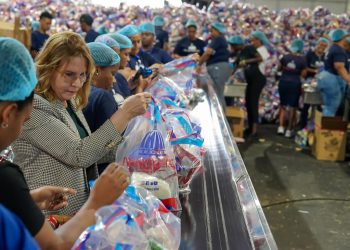Plan Social va en auxilio de familias afectadas por inundaciones en varias provincias del país