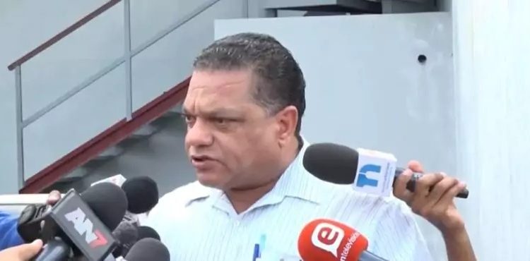 Mario Díaz: preocupa falta acción institucional para resolver los entaponamientos vehiculares en el Gran Santo Domingo