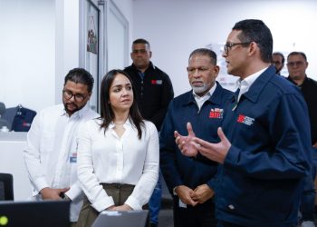 Ministra de Interior y Policía conoce innovaciones tecnológicas del 911