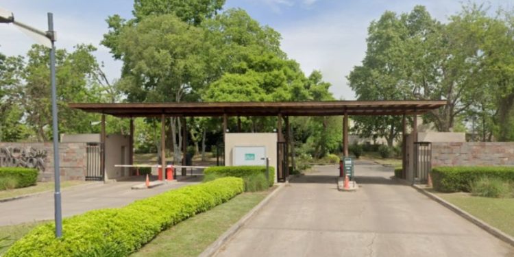 Adolescente de 14 años mata a su padre, hiere a su madre y hermana e intenta suicidarse en Argentina