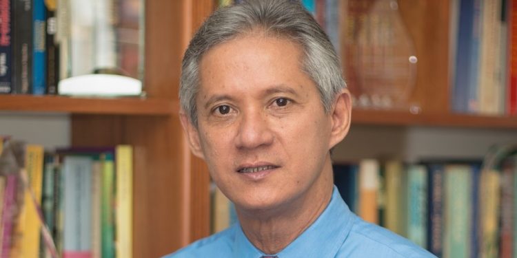 Ng Cortiñas dice economía dominicana 2024 terminará claroscura