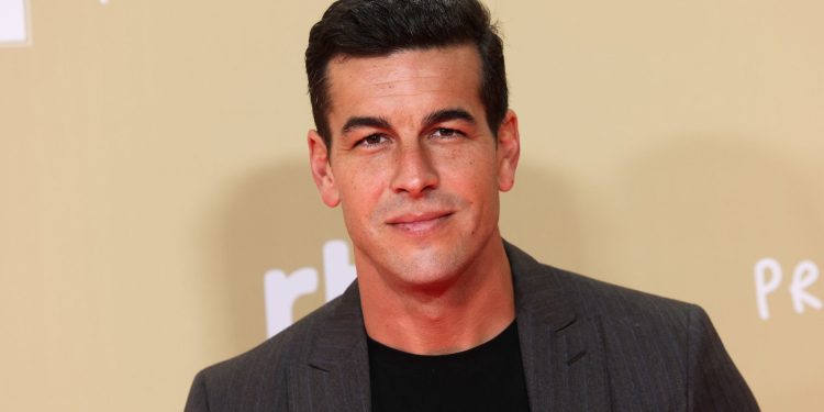 Mario Casas pasa Navidad en República Dominicana; disfruta de atractivo turístico