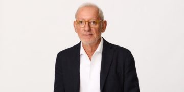 Muere en un accidente el fundador de la cadena de ropa Mango