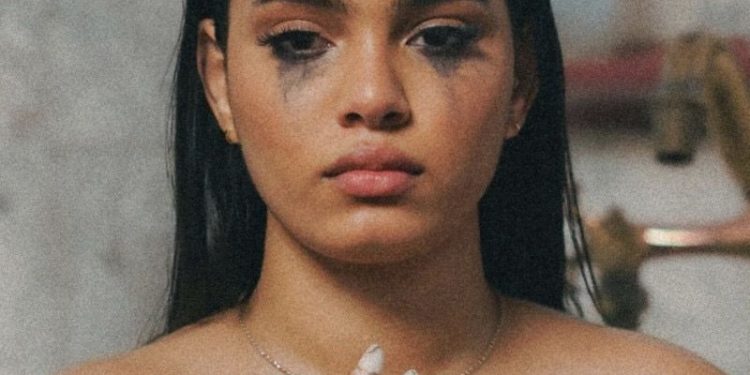 Ross María interpreta letras de desamor y decepción en nuevo tema