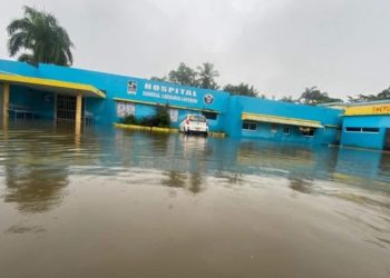 Hospital Gregorio Luperón en Puerto Plata sufre inundaciones por intensas lluvias