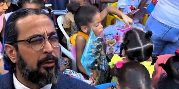 Familia Carbone celebra el Día de Reyes con masiva entrega de juguetes en Pedro Brand a través de la Fundación "Tomados de las Manos de Mis Abuelos"