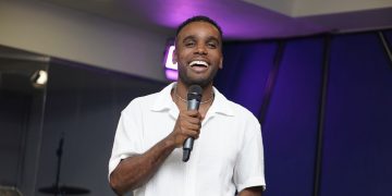 Gerome lanza “Gracia”, una canción cristiana que llama a practicar la gratitud