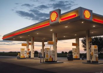 Shell cerrará 1,000 estaciones de gasolina en EE.UU.