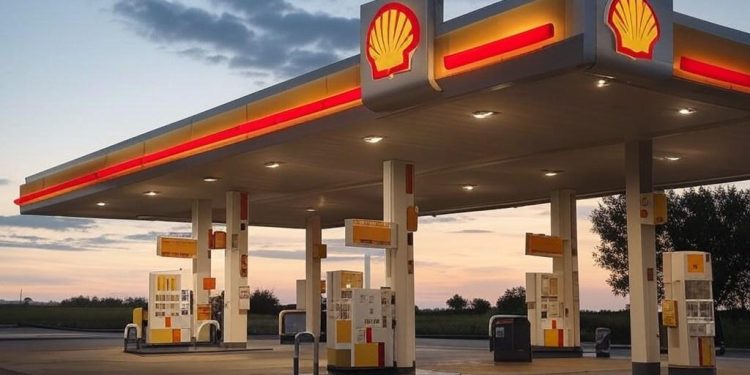 Shell cerrará 1,000 estaciones de gasolina en EE.UU.