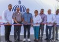 Gobernadora de Santo Domingo destaca lucha contra la delincuencia en inauguración de destacamento policial en La Ceiba