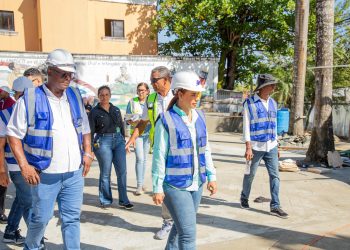 Alcaldesa Betty Gerónimo supervisa avances de obras en el municipio