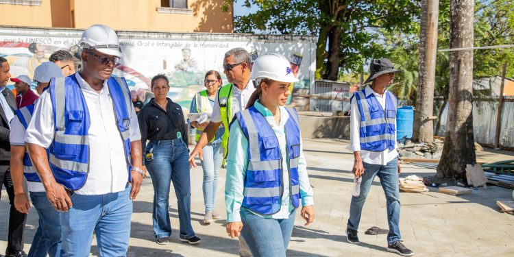 Alcaldesa Betty Gerónimo supervisa avances de obras en el municipio
