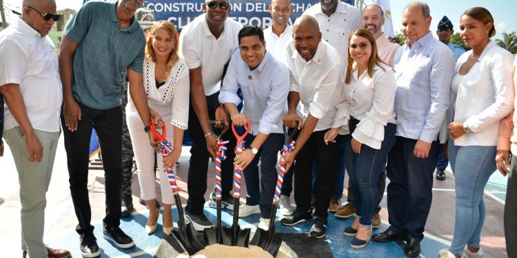 Ministro Kelvin Cruz inicia obras por 93 Millones en La Romana