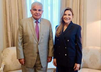 Alcaldesa Carolina Mejía se reúne con el presidente de Panamá, José Raúl Mulino