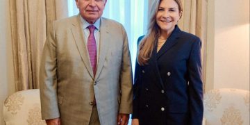 Alcaldesa Carolina Mejía se reúne con el presidente de Panamá, José Raúl Mulino