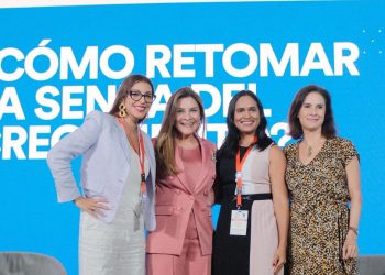Alcaldesa Carolina Mejía pide en foro del CAF mayores oportunidades para el liderazgo femenino
