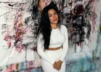 Artista Dominicana Yubo Fernández subasta obra por 28,750 dólares