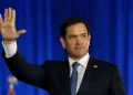 Marco Rubio jura como secretario de Estado de EE. UU., el primero de origen latino en la posición