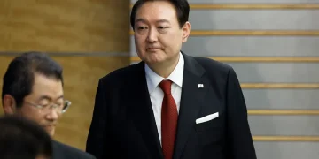 Yoon no comparece en la primera audiencia del Constitucional sobre su destitución