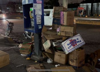 ASDN realiza operativo de limpieza en intersección Hermanas Mirabal con Charles de Gaulle