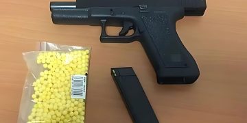 ¡Juego peligroso! El nuevo entretenimiento de jóvenes en barrios de la capital