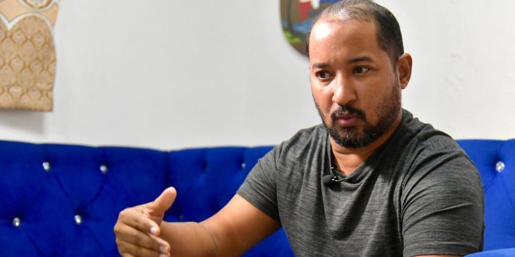 Hombre que lleva 18 años en la cárcel denuncia que lo trancaron siendo inocente por negarse a mentir